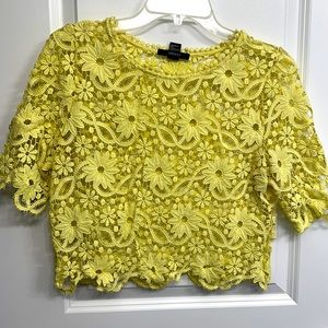 Forever 21 yellow lace crochet crop top small